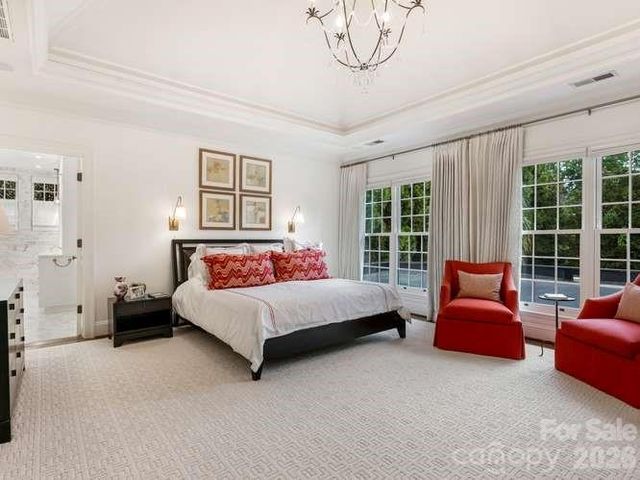 1811 Queens Road W, Charlotte, NC 28207