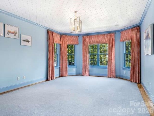 1811 Queens Road W, Charlotte, NC 28207