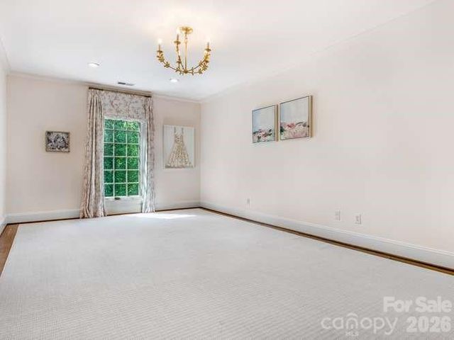 1811 Queens Road W, Charlotte, NC 28207