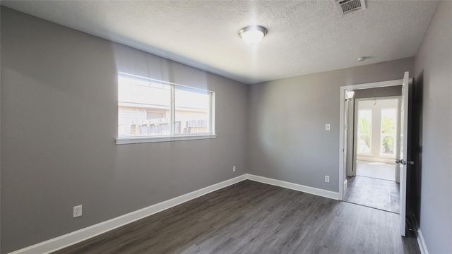 4126 Worrell Drive, Houston, TX 77045