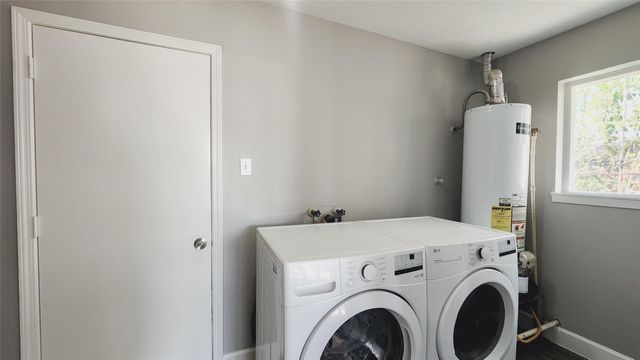 4126 Worrell Drive, Houston, TX 77045