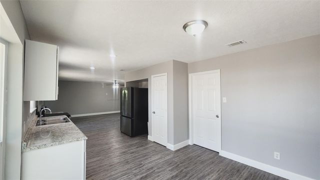 4126 Worrell Drive, Houston, TX 77045