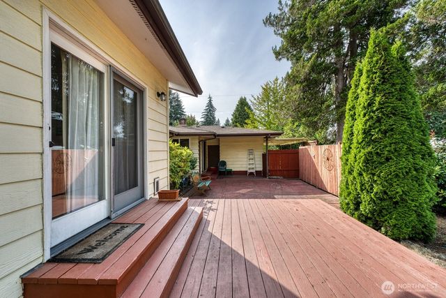 3119 Crystal Springs Road W, University Place, WA 98466