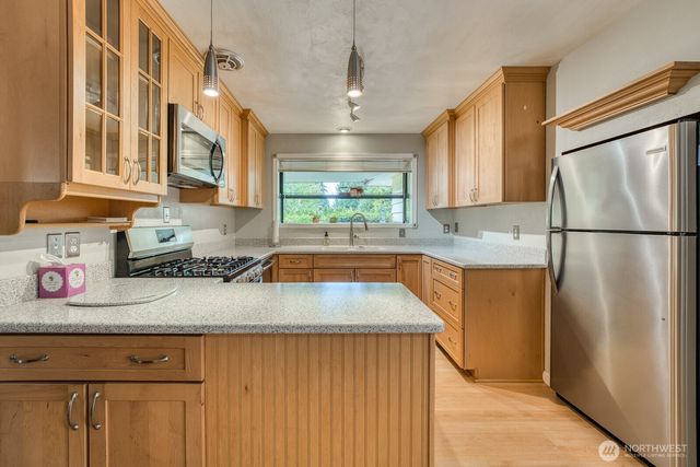 3119 Crystal Springs Road W, University Place, WA 98466