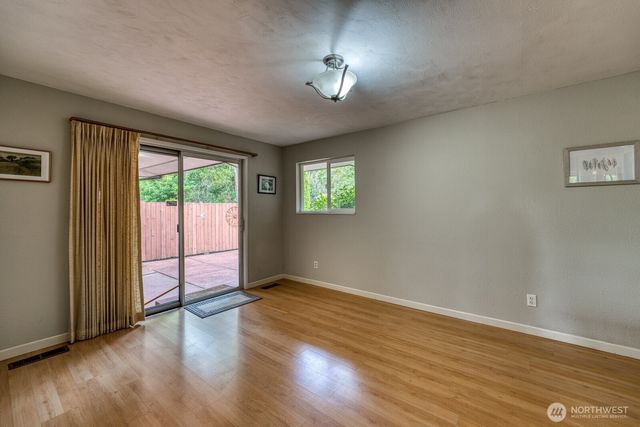 3119 Crystal Springs Road W, University Place, WA 98466