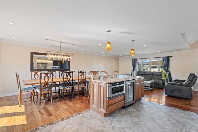 539 Nassau Avenue, Freeport, NY 11520
