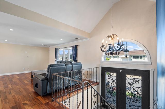539 Nassau Avenue, Freeport, NY 11520