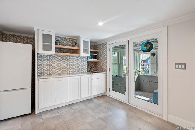 539 Nassau Avenue, Freeport, NY 11520
