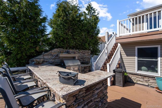 539 Nassau Avenue, Freeport, NY 11520
