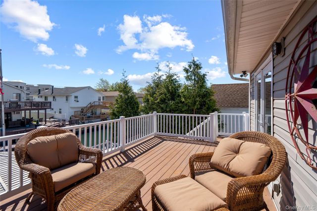 539 Nassau Avenue, Freeport, NY 11520