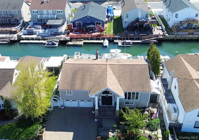 539 Nassau Avenue, Freeport, NY 11520