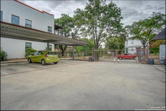 1542 N Alamo St Unit 203, San Antonio, TX 78215