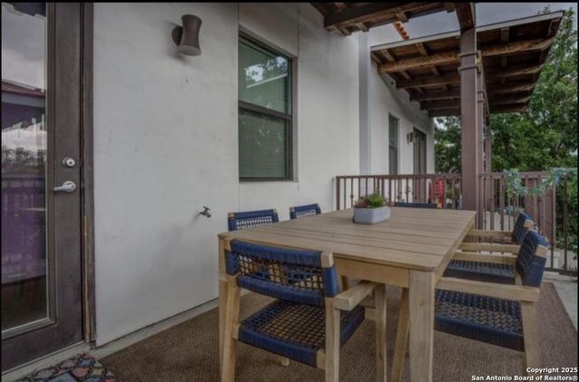 1542 N Alamo St Unit 203, San Antonio, TX 78215