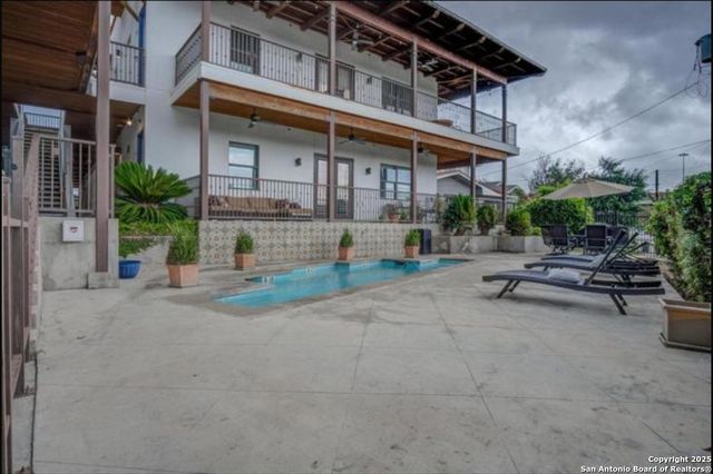 1542 N Alamo St Unit 203, San Antonio, TX 78215