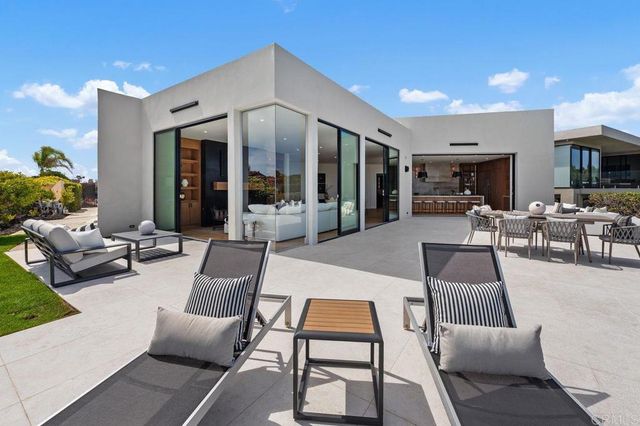 5875 La Jolla Mesa Drive, La Jolla, CA 92037