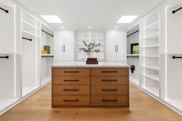 5875 La Jolla Mesa Drive, La Jolla, CA 92037