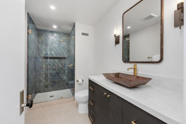 5875 La Jolla Mesa Drive, La Jolla, CA 92037