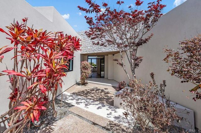 5875 La Jolla Mesa Drive, La Jolla, CA 92037