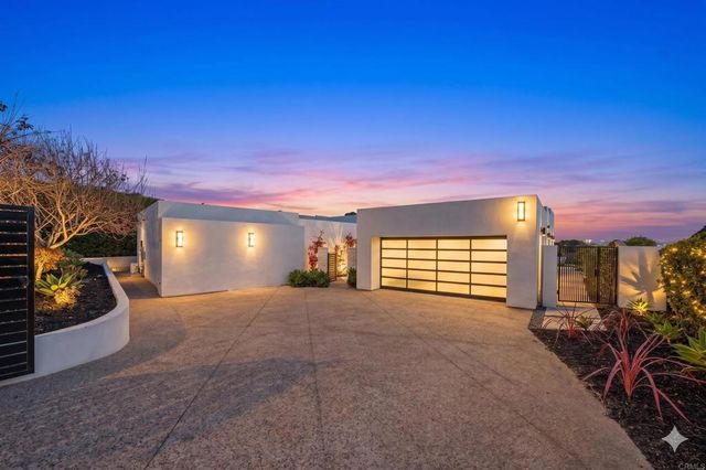 5875 La Jolla Mesa Drive, La Jolla, CA 92037