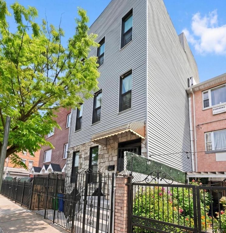 965 Glenmore Avenue, Brooklyn, NY 11208