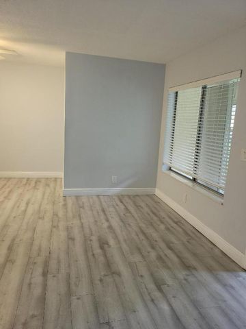 5993 La Pinata Boulevard A-1, Greenacres, FL 33463