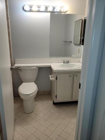 5993 La Pinata Boulevard A-1, Greenacres, FL 33463