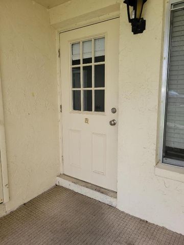 5993 La Pinata Boulevard A-1, Greenacres, FL 33463