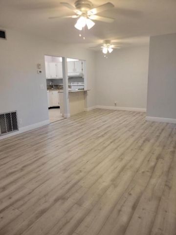 5993 La Pinata Boulevard A-1, Greenacres, FL 33463