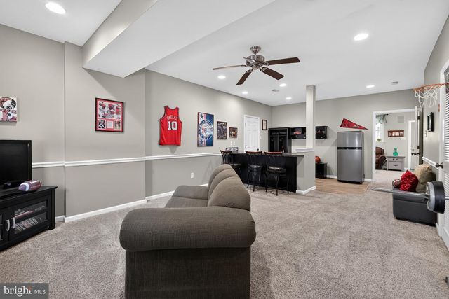 240 BEAVER RD, Southampton, PA 18966