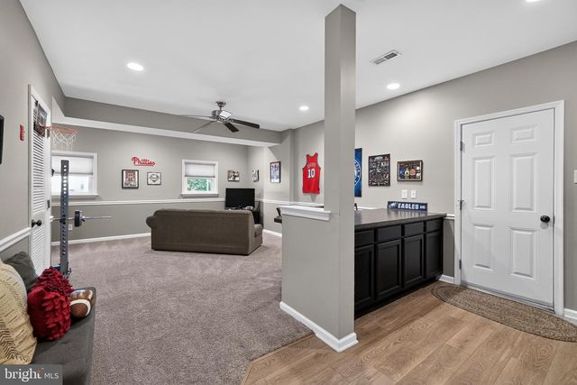 240 BEAVER RD, Southampton, PA 18966