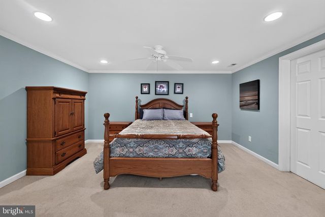 240 BEAVER RD, Southampton, PA 18966