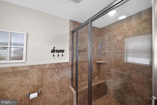 240 BEAVER RD, Southampton, PA 18966