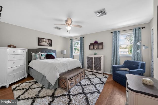 240 BEAVER RD, Southampton, PA 18966