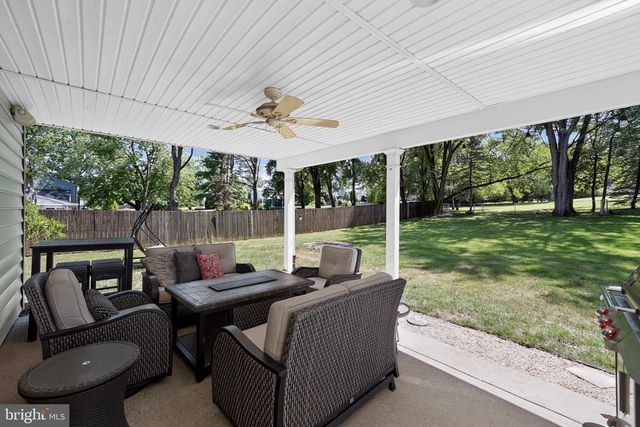240 BEAVER RD, Southampton, PA 18966