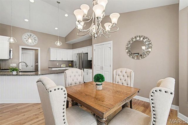 1105 Winter Lake Drive, Fenton, MO 63026