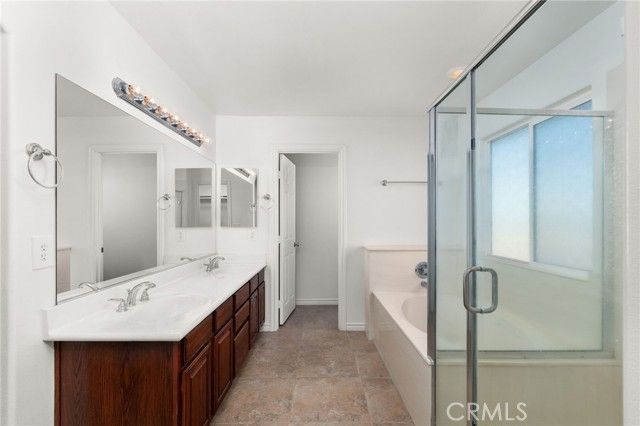 15088 Mesquite Road, Apple Valley, CA 92307