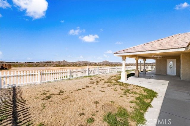 15088 Mesquite Road, Apple Valley, CA 92307
