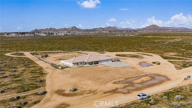 15088 Mesquite Road, Apple Valley, CA 92307