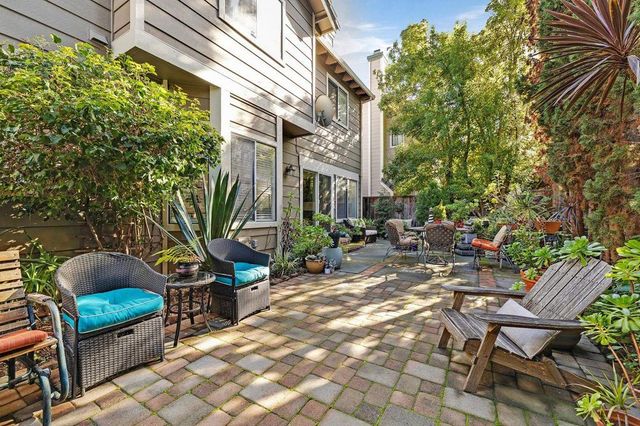 132 Danbury Lane, Redwood City, CA 94061