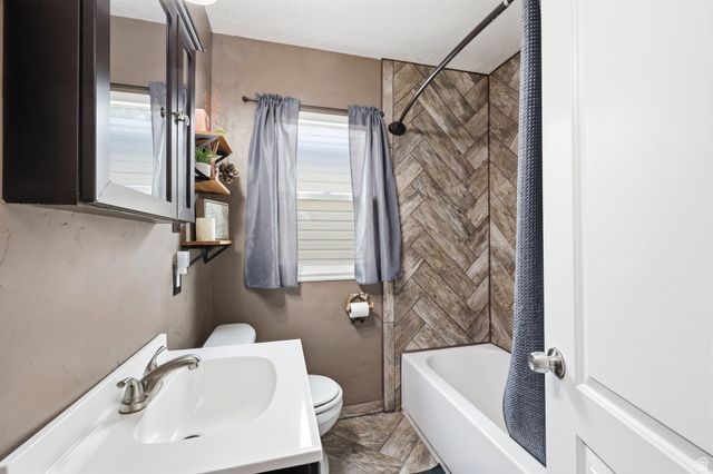 298 E 300 S, Spanish Fork, UT 84660