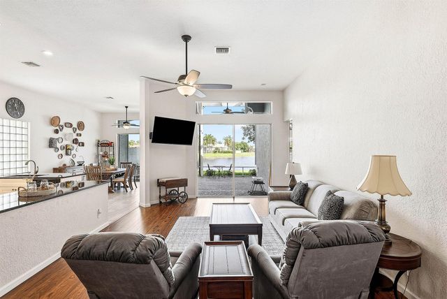 9557 Vercelli Street, Lake Worth, FL 33467