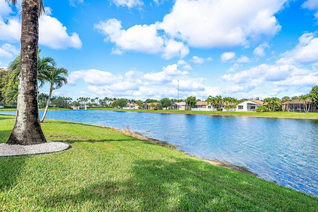 9557 Vercelli Street, Lake Worth, FL 33467