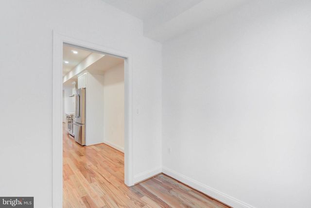 2910 18TH ST NW, Washington, DC 20009