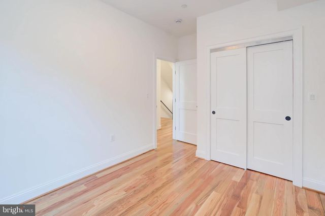 2910 18TH ST NW, Washington, DC 20009