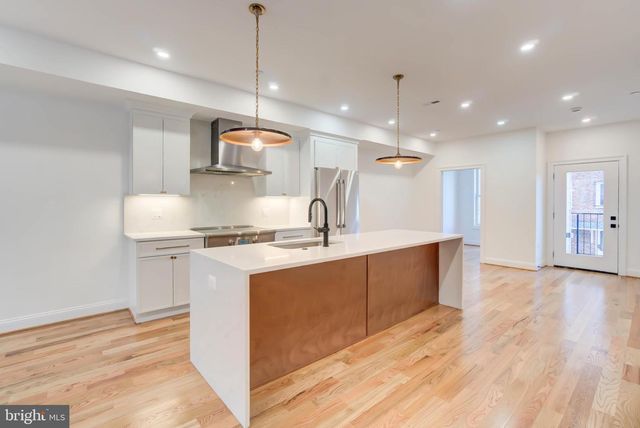 2910 18TH ST NW, Washington, DC 20009