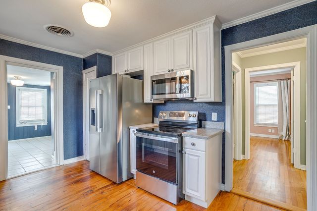 4412 Calmont Avenue, Fort Worth, TX 76107