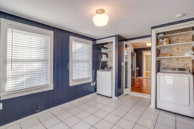 4412 Calmont Avenue, Fort Worth, TX 76107