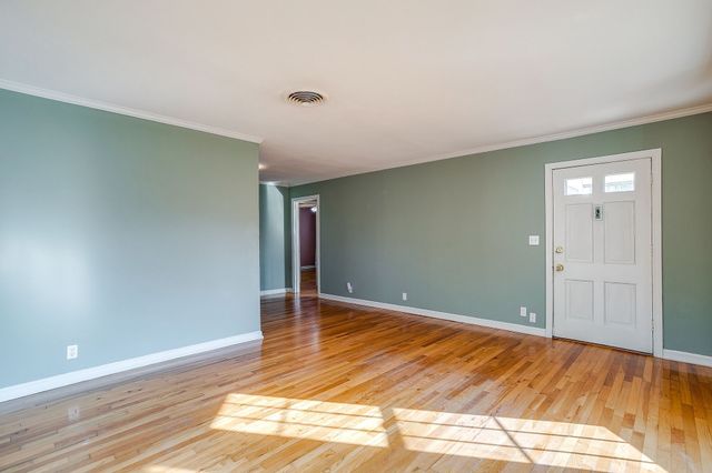 4412 Calmont Avenue, Fort Worth, TX 76107