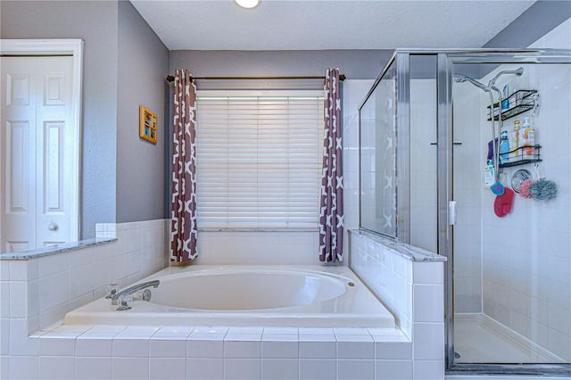 14738 HERONGLEN DRIVE, Lithia, FL 33547