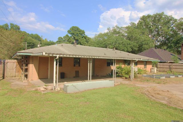 5755 Mapleton Dr, Greenwell Springs, LA 70739